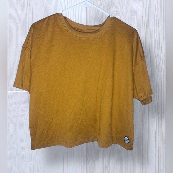 Women’s Casual Short Sleeve Mustard Yellow Tee - Picture 2 of 8